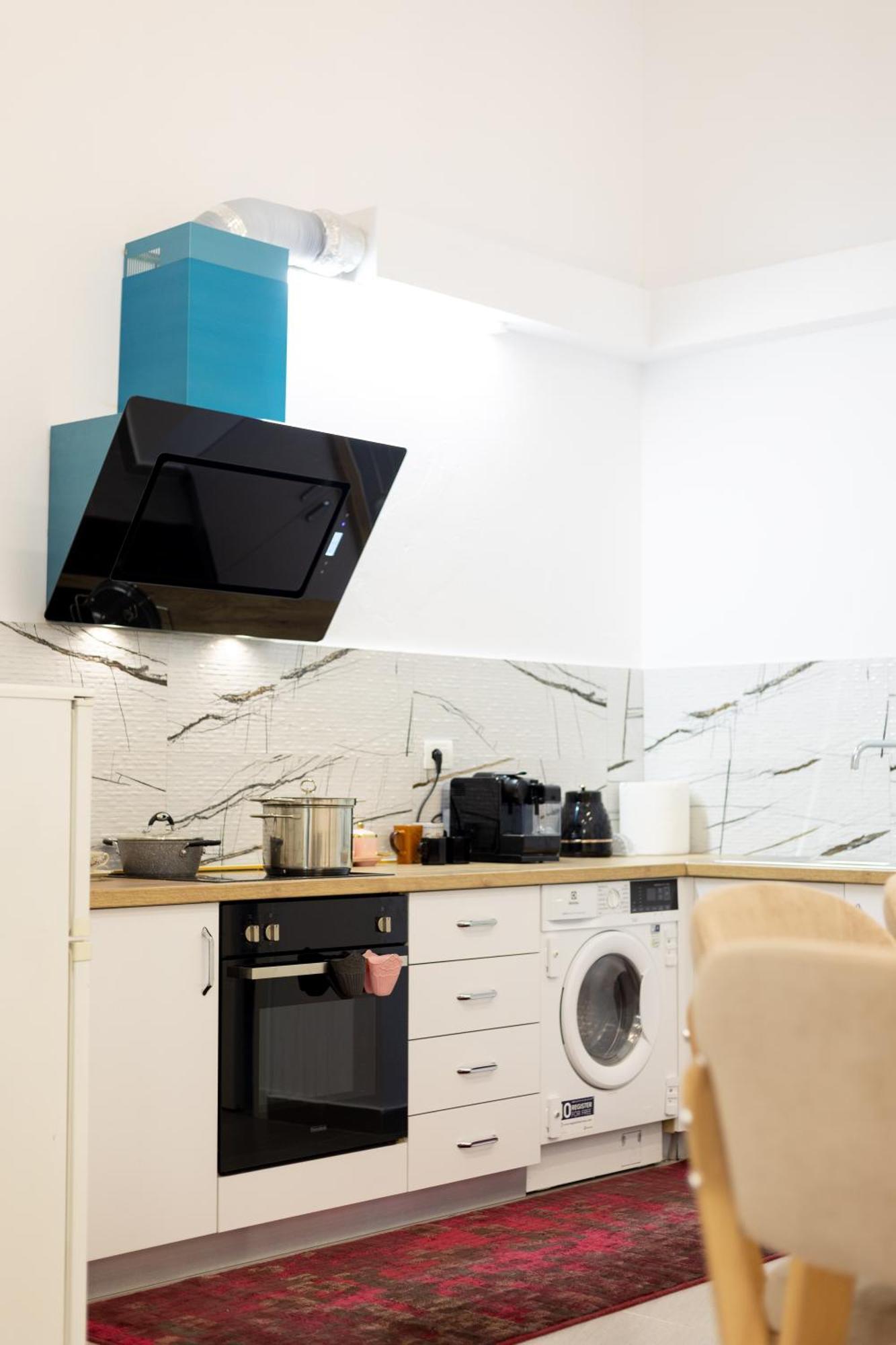 Free Parking Sudio Tirana Apartment Bagian luar foto