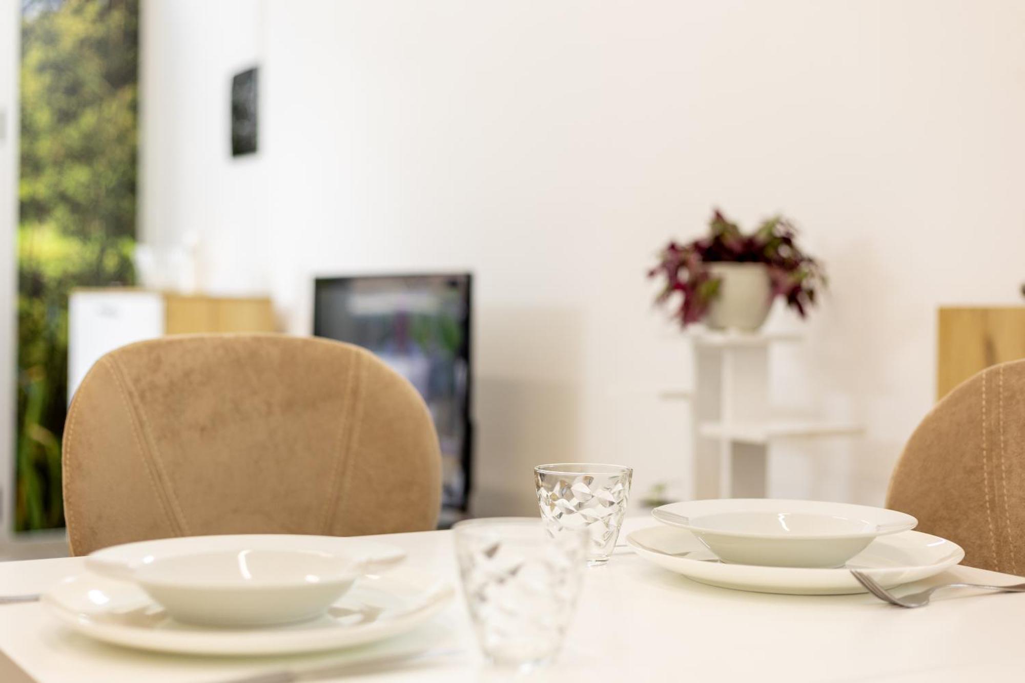 Free Parking Sudio Tirana Apartment Bagian luar foto